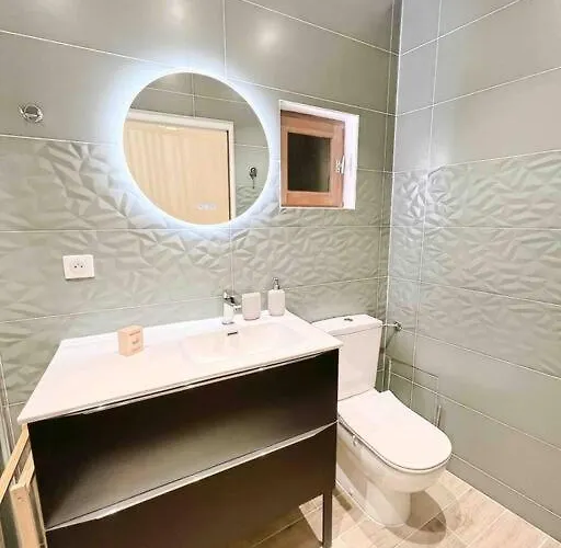 Le Close: 4 Prs Standing - Vieille Lejlighed Antibes